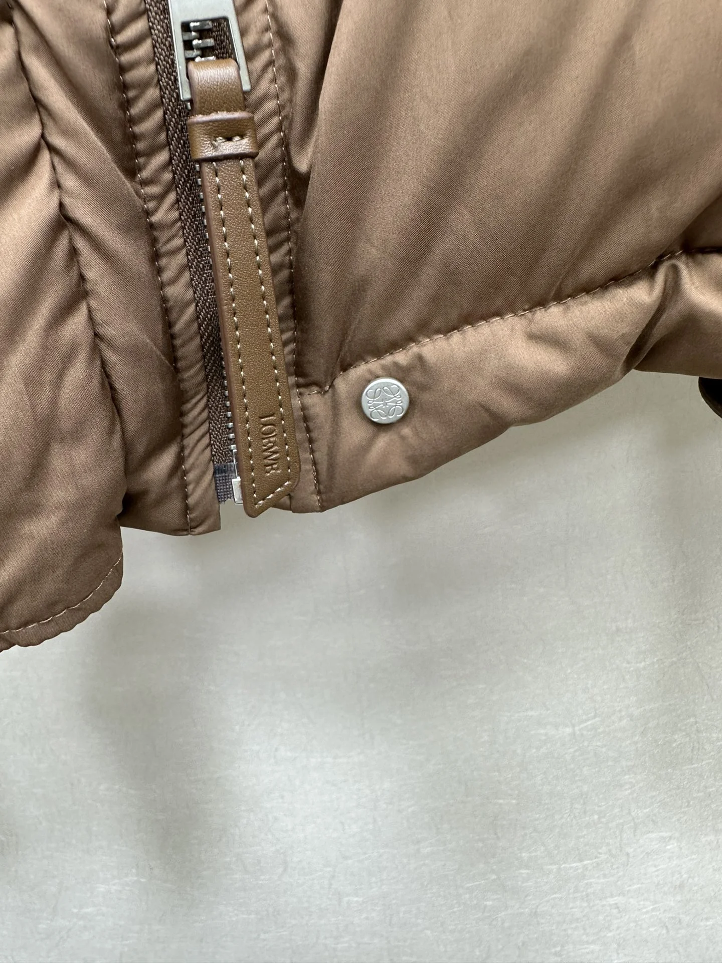 Loewe Down Jackets UrbanStyle 165492