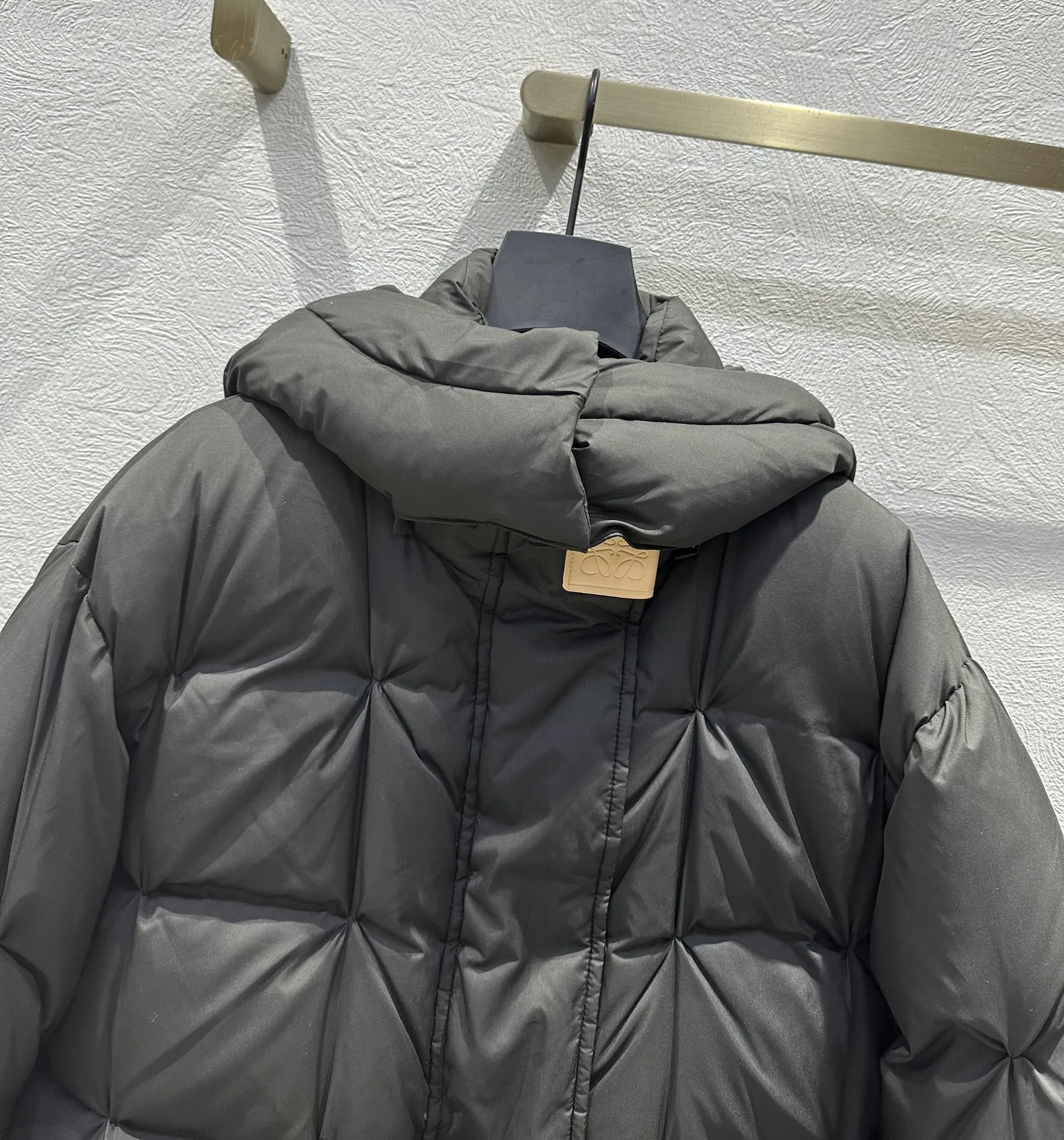 WeatherProof Loewe Down Jackets 165491