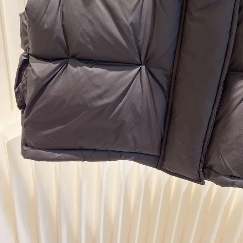 FlexibleFit Loewe Down Jackets 165009