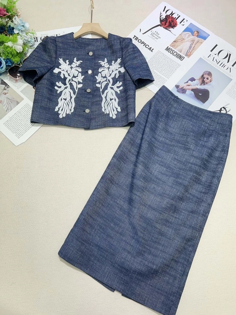NewStyle Loewe Dress Suits 156866