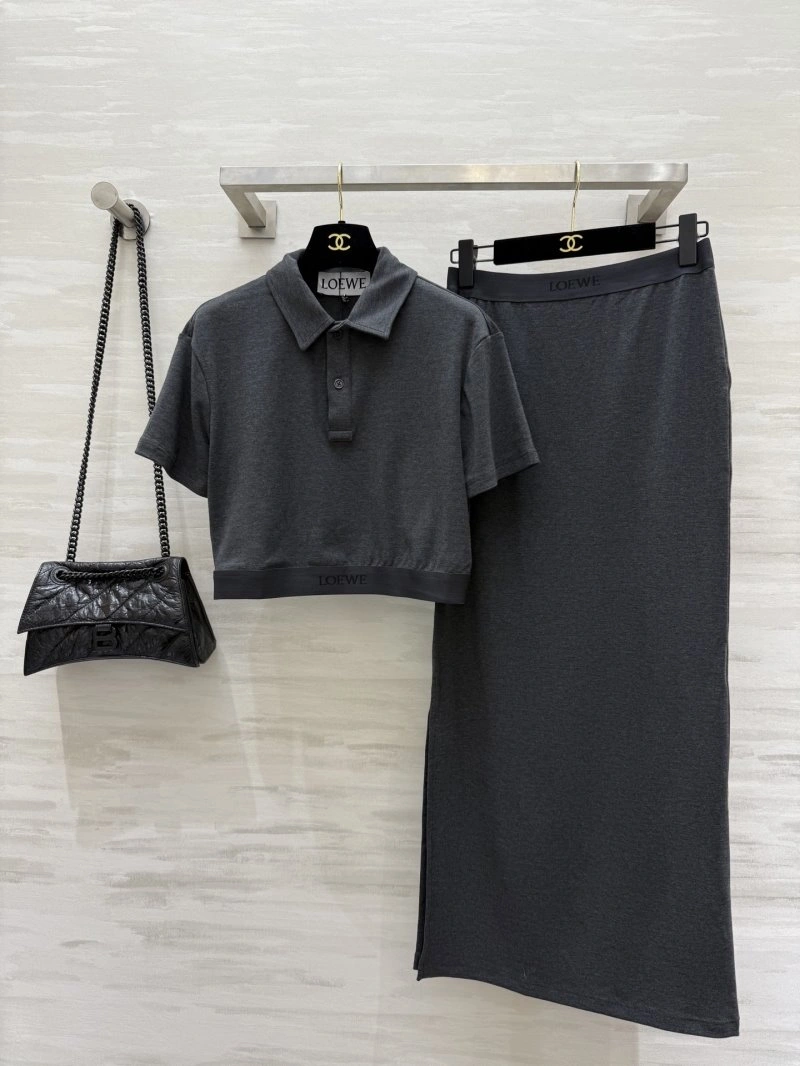 Loewe Dress Suits Practical 149837