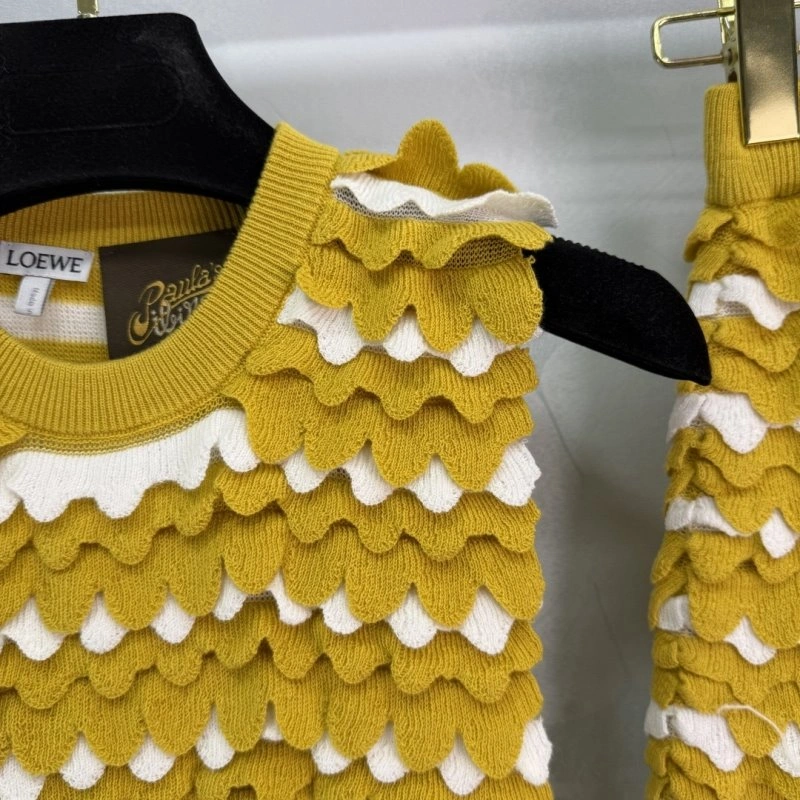 Cozy Loewe Dress Suits 154930