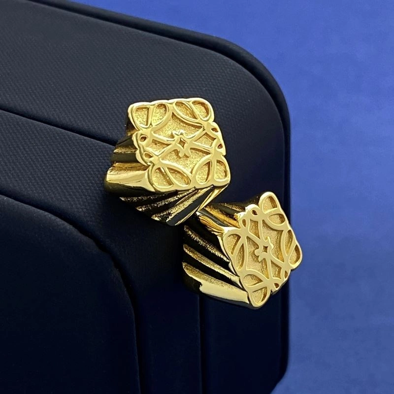 UrbanChic Loewe Earrings 211938