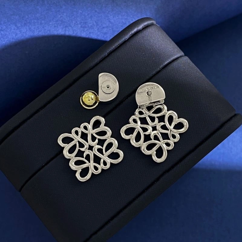 Loewe Earrings Chic 211923