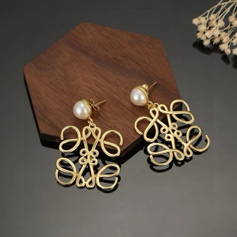 Sleek Loewe Earrings 211925