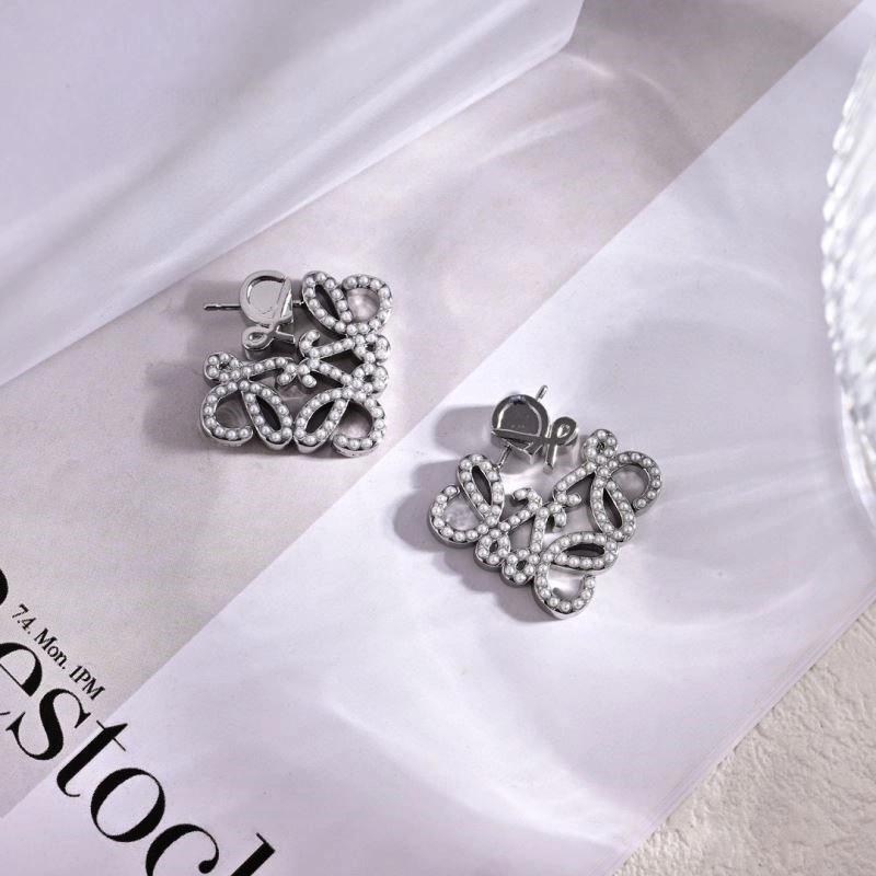 Loewe Earrings Premium 209239