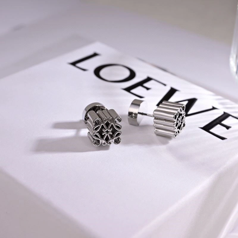 Sleek Loewe Earrings 208668