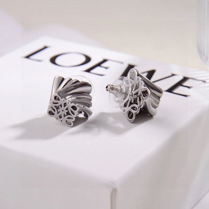 Casual Loewe Earrings 208662