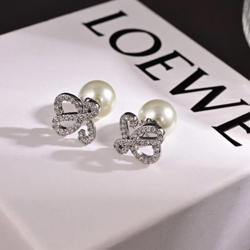Loewe Earrings Sophisticated 207916