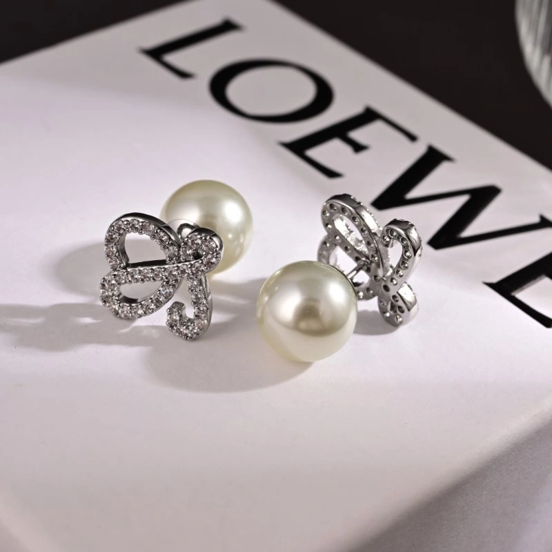 Loewe Earrings Sophisticated 207916