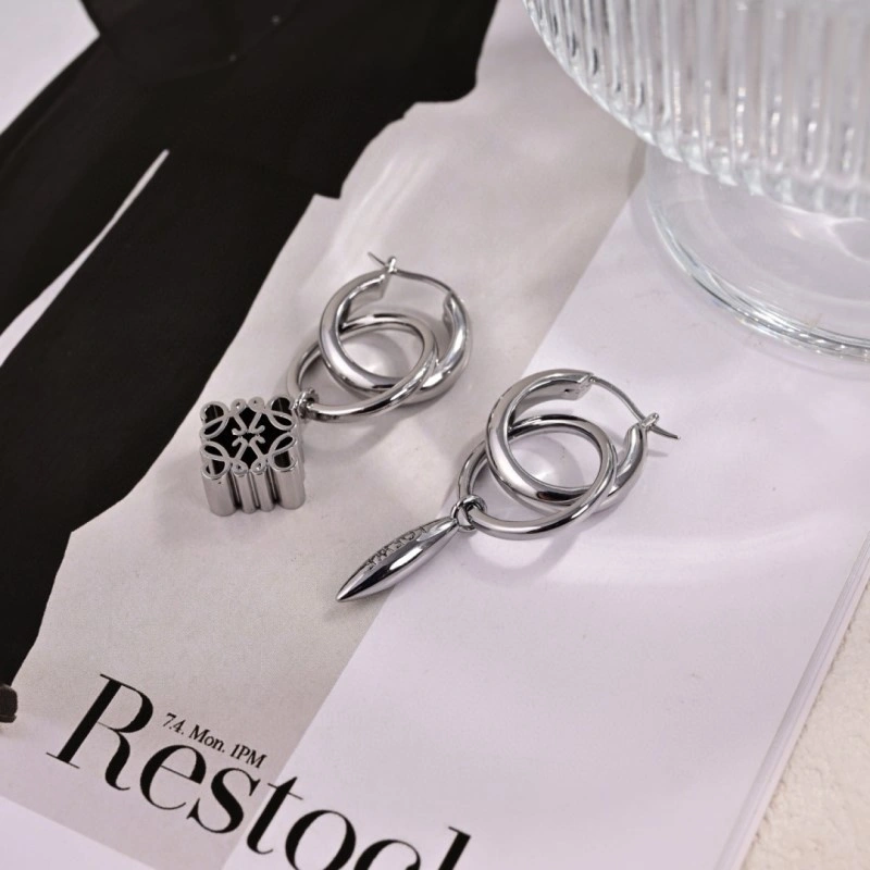 Loewe Earrings Elegant 207915