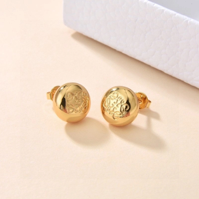 UrbanChic Loewe Earrings 207898