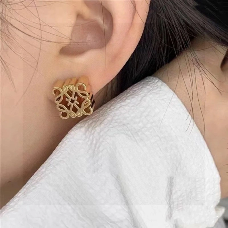Loewe Earrings Classic 207894