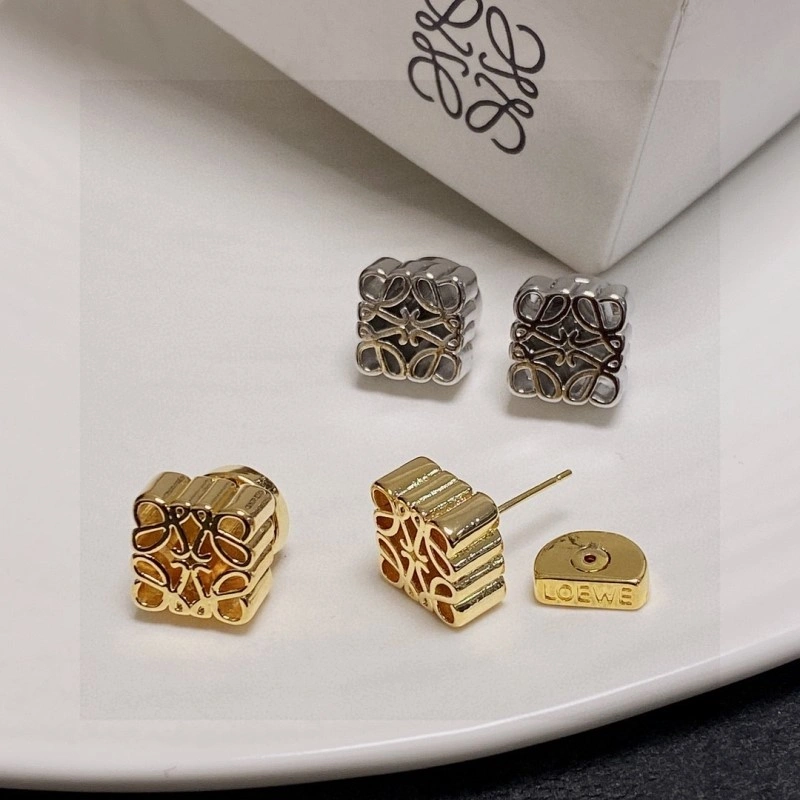 Loewe Earrings Classic 207894