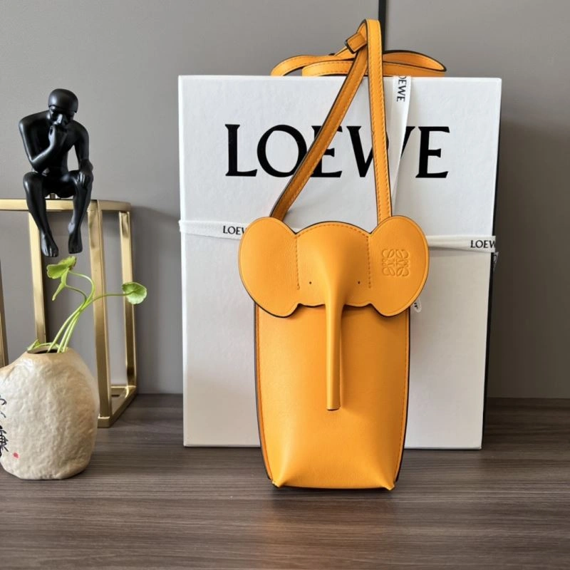 Loewe Elephant Bags Cozy 77420