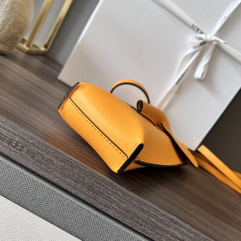 Loewe Elephant Bags Cozy 77420