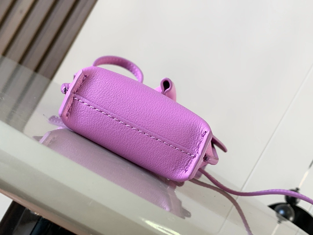 Loewe Elephant Bags Minimalist 71987