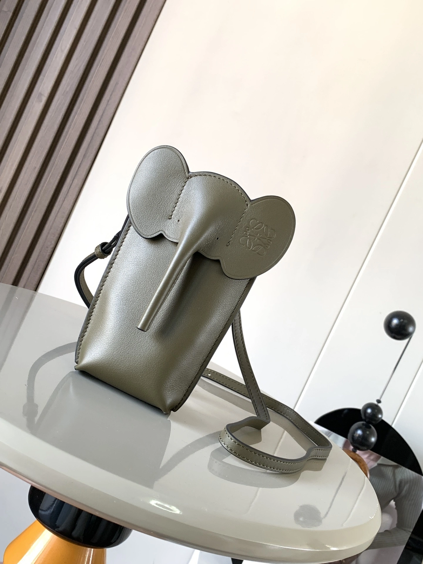 WeatherProof Loewe Elephant Bags 72020