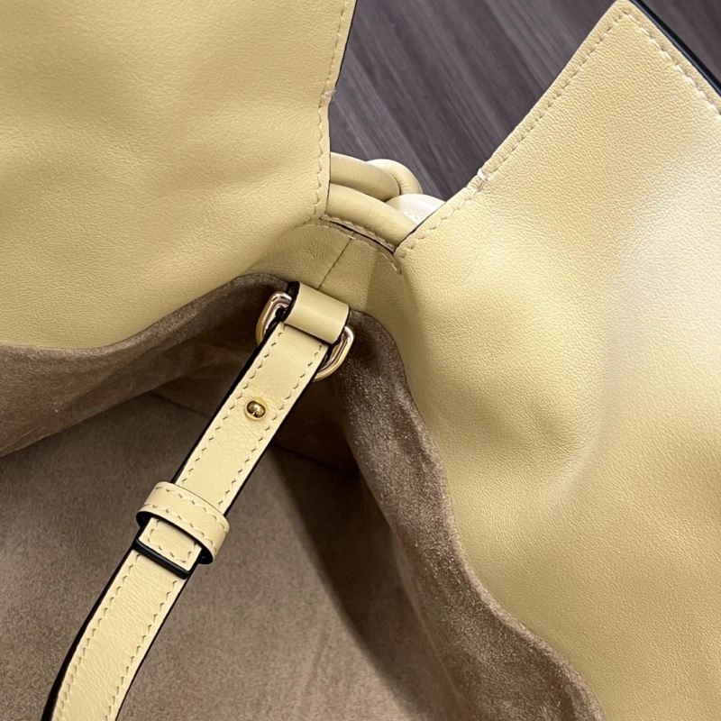 Timeless Loewe Flamenco Bags 58580