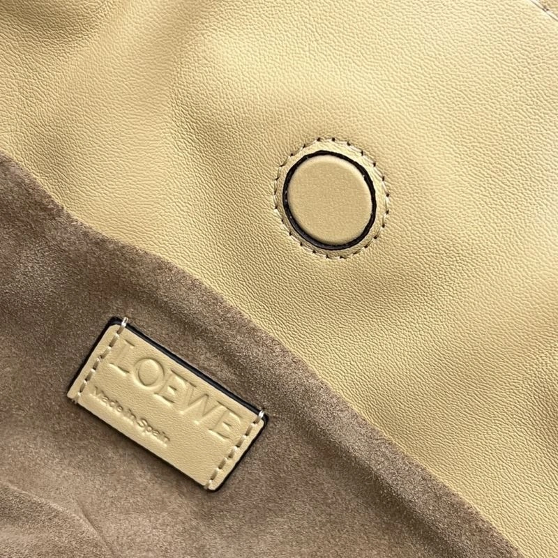 Loewe Flamenco Bags Sleek 58574