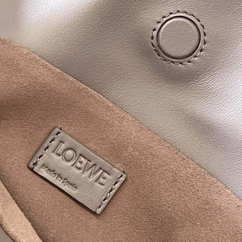 Loewe Flamenco Bags Versatile 58560