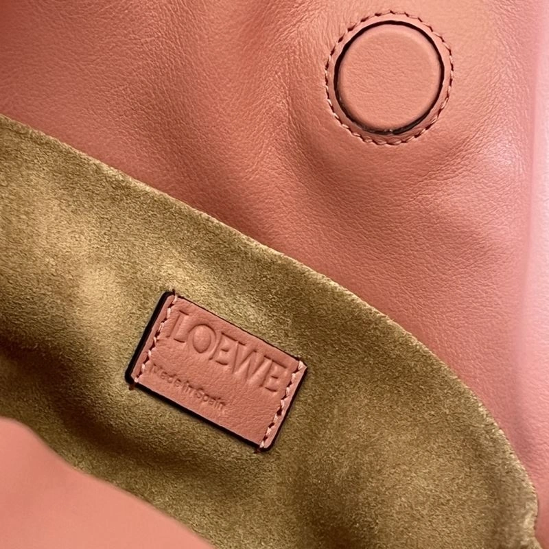 Neat Loewe Flamenco Bags 58544