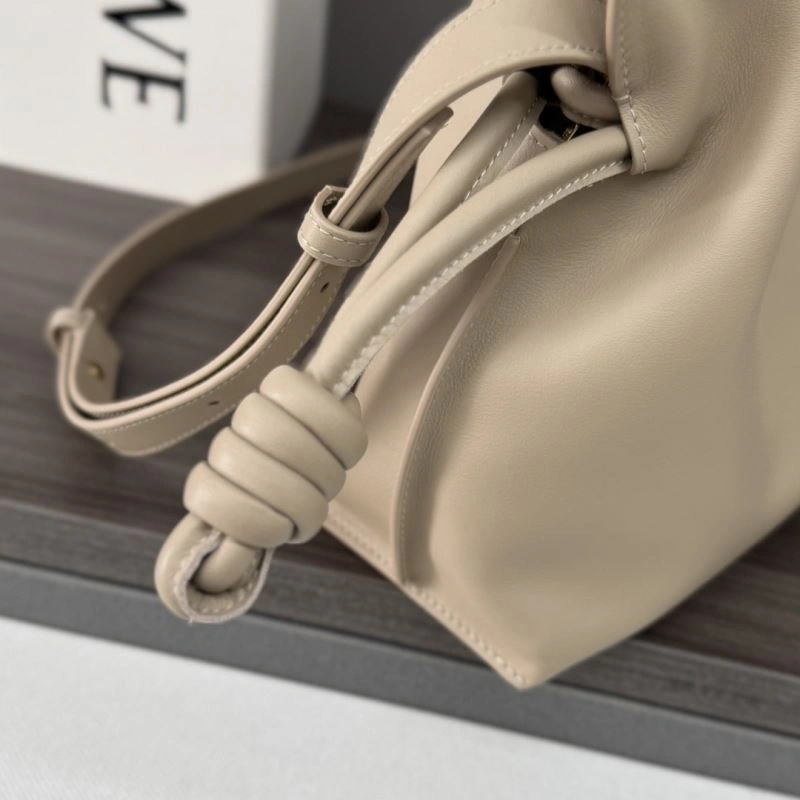 Sporty Loewe Flamenco Bags 58502