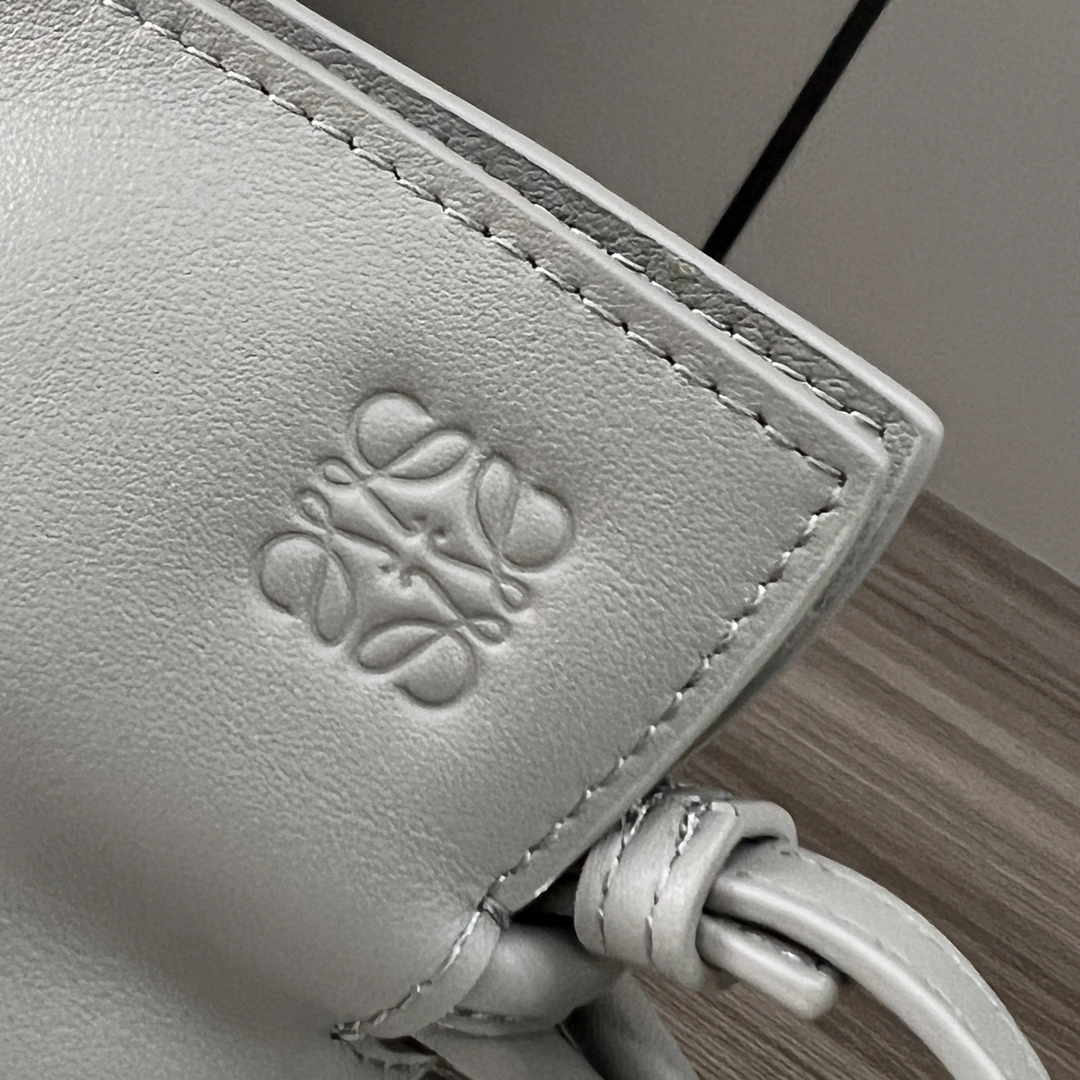 Loewe Flamenco Bags Tailored 72190