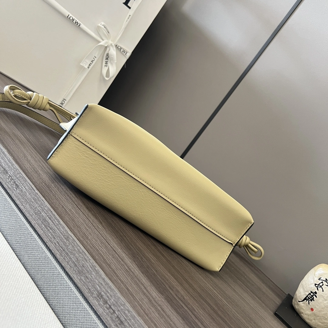 Loewe Flamenco Bags Affordable 72169