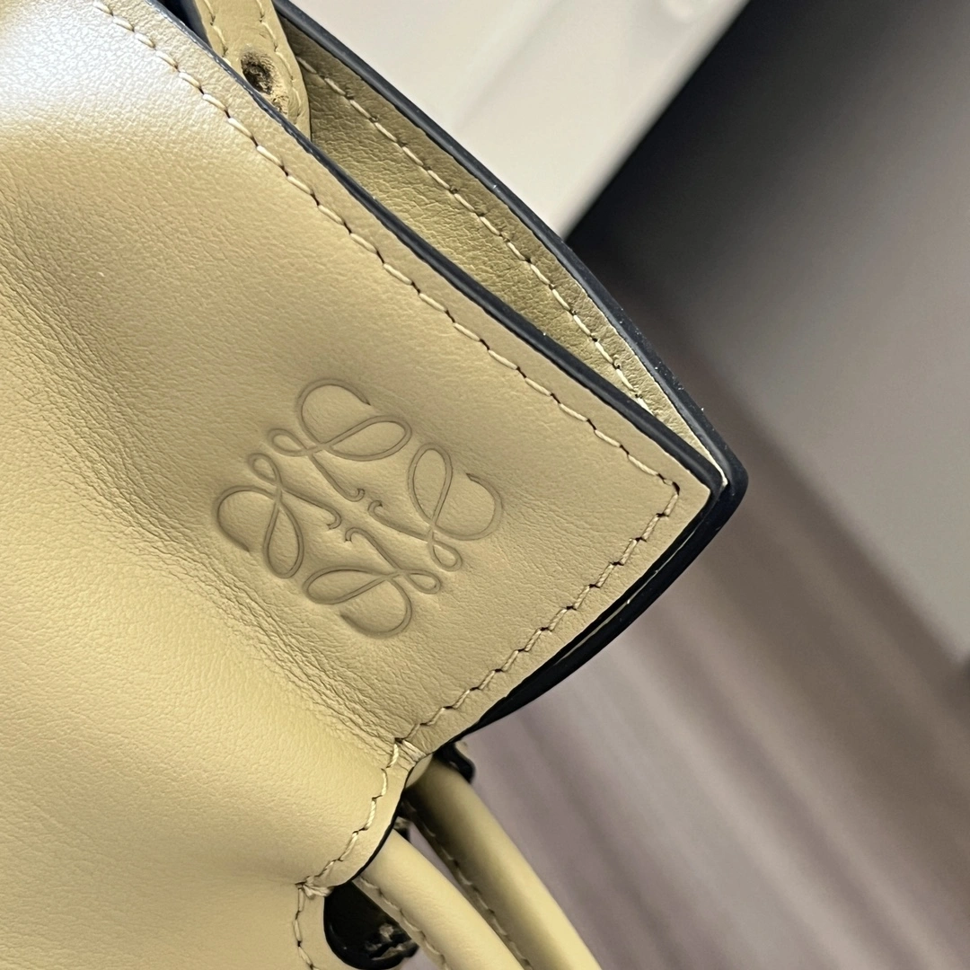 Loewe Flamenco Bags Affordable 72169