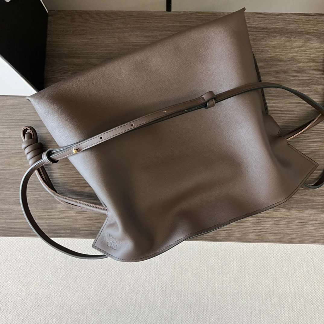 Loewe Flamenco Bags Sophisticated 72172