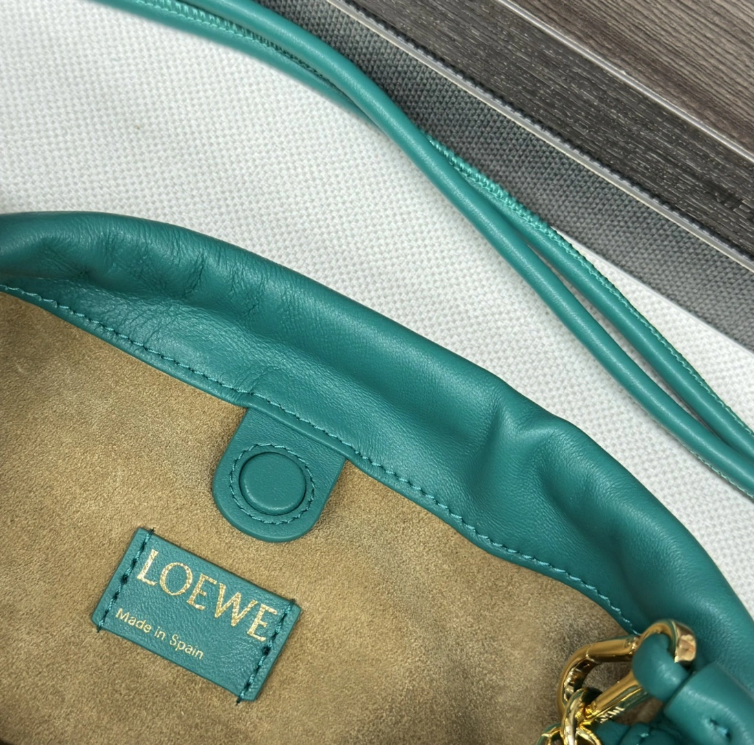 Lightweight Loewe Flamenco Bags 72166