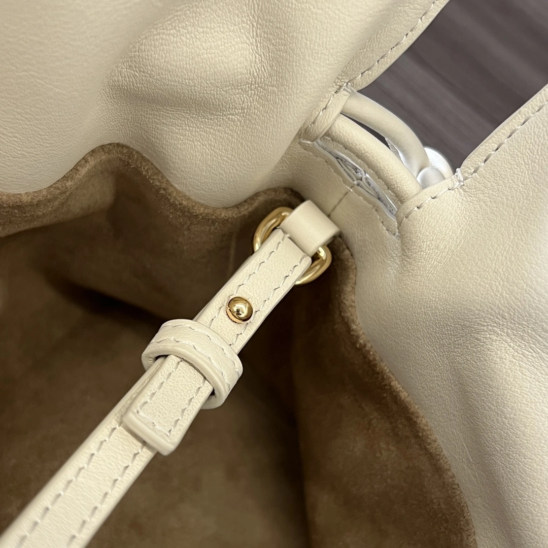 Loewe Flamenco Bags TravelReady 72167