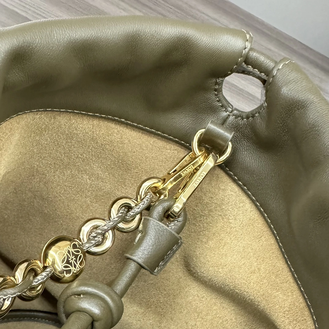 Loewe Flamenco Bags QuickDry 72154