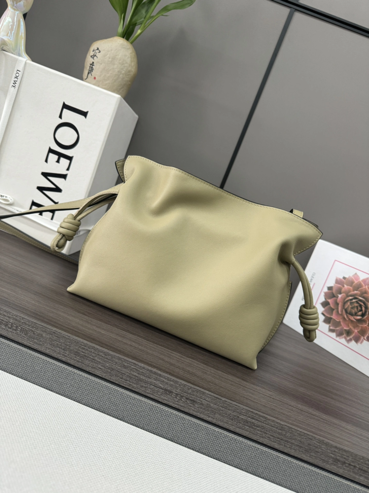 Loewe Flamenco Bags Refined 72187