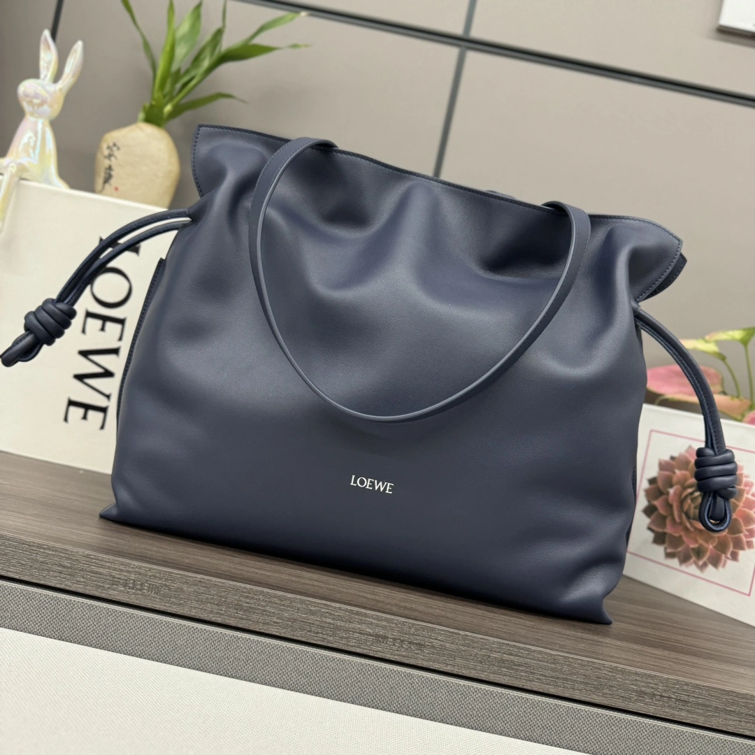 Contemporary Loewe Flamenco Bags 72149