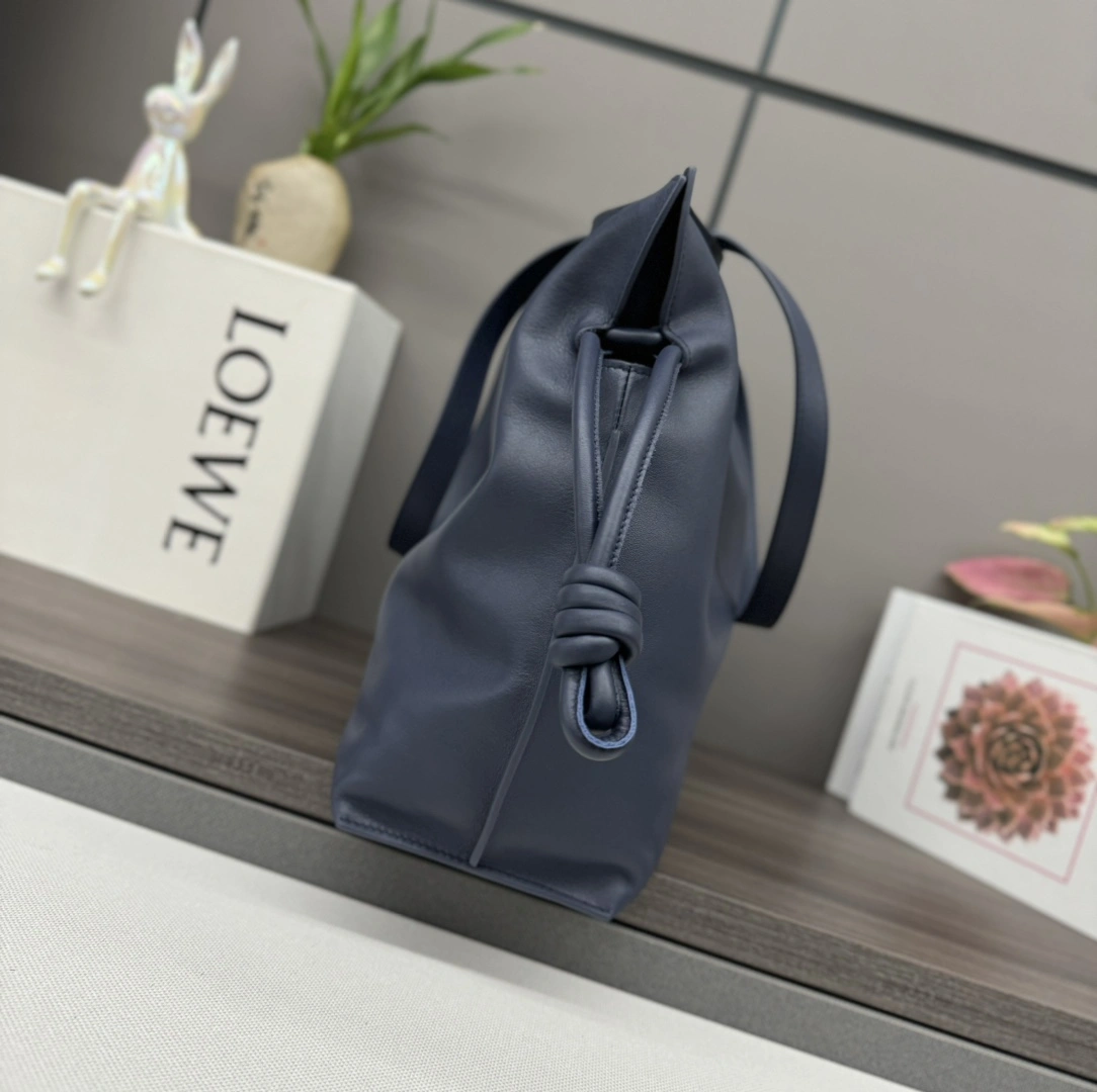 Contemporary Loewe Flamenco Bags 72149