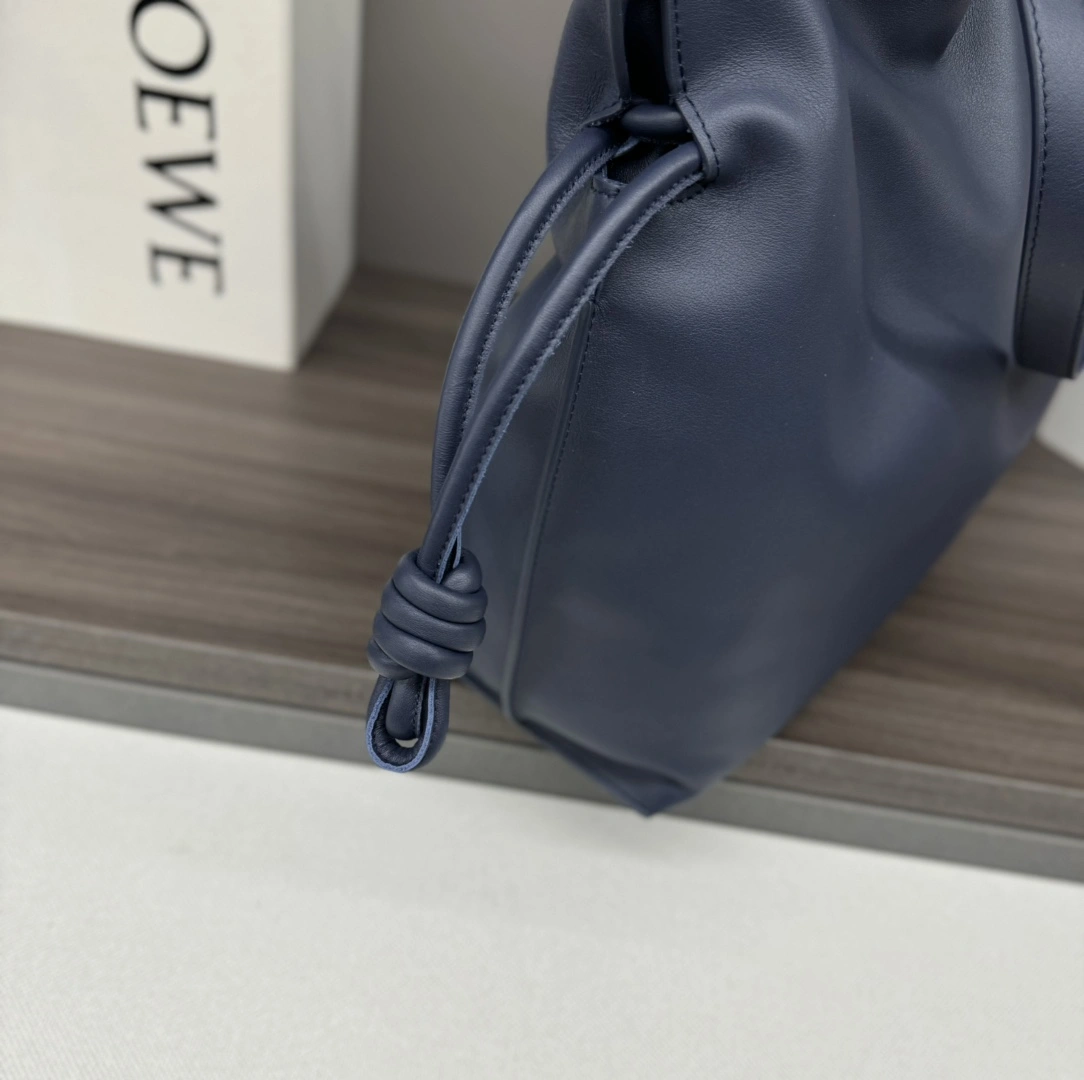 Contemporary Loewe Flamenco Bags 72149