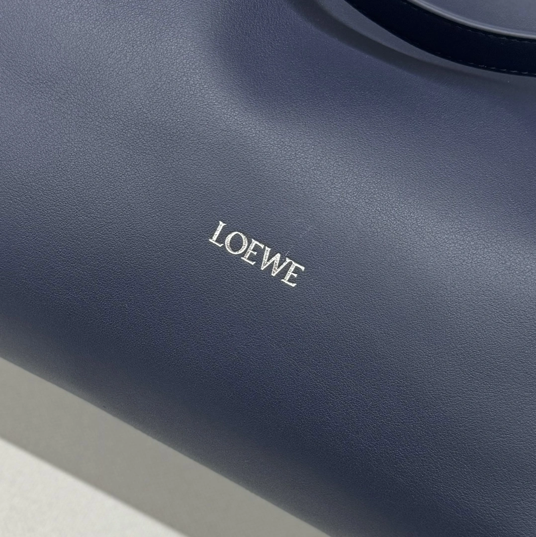 Contemporary Loewe Flamenco Bags 72149