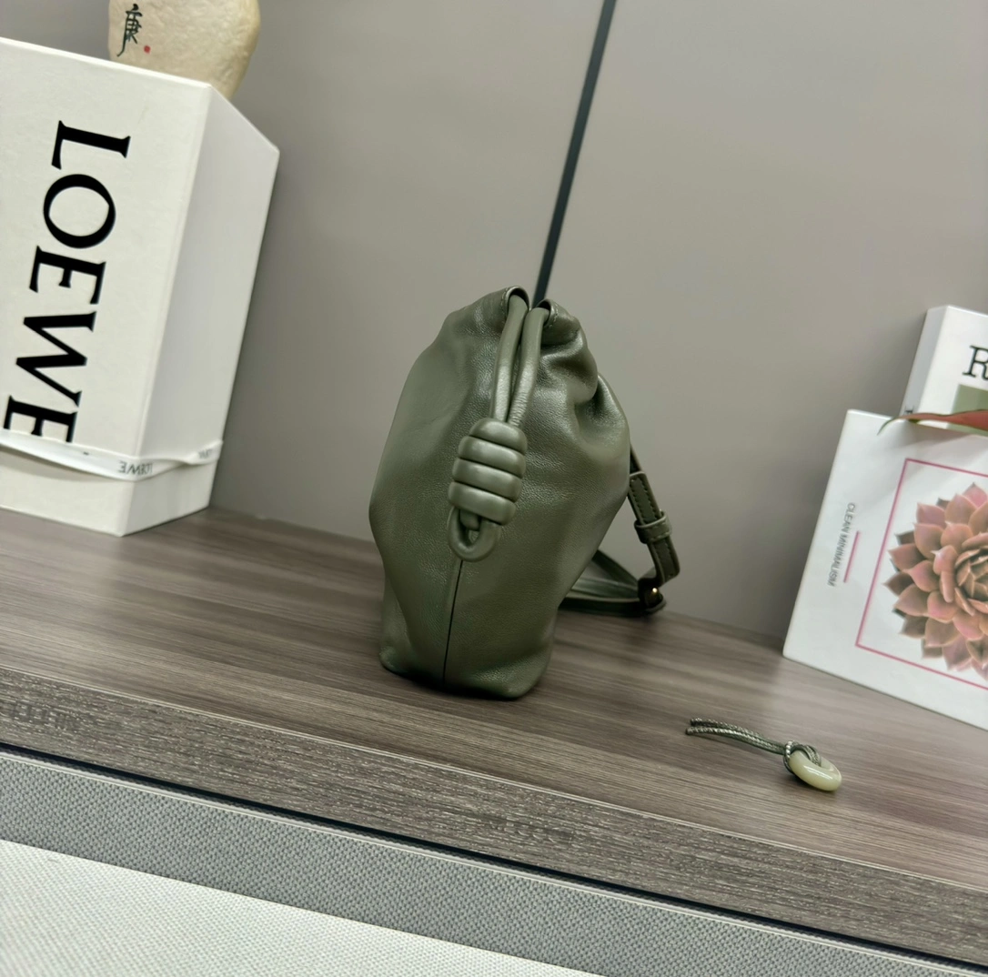 HighPerformance Loewe Flamenco Bags 72147