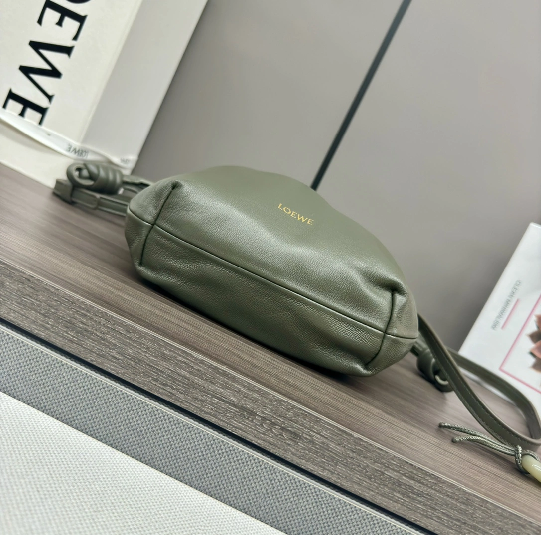 HighPerformance Loewe Flamenco Bags 72147