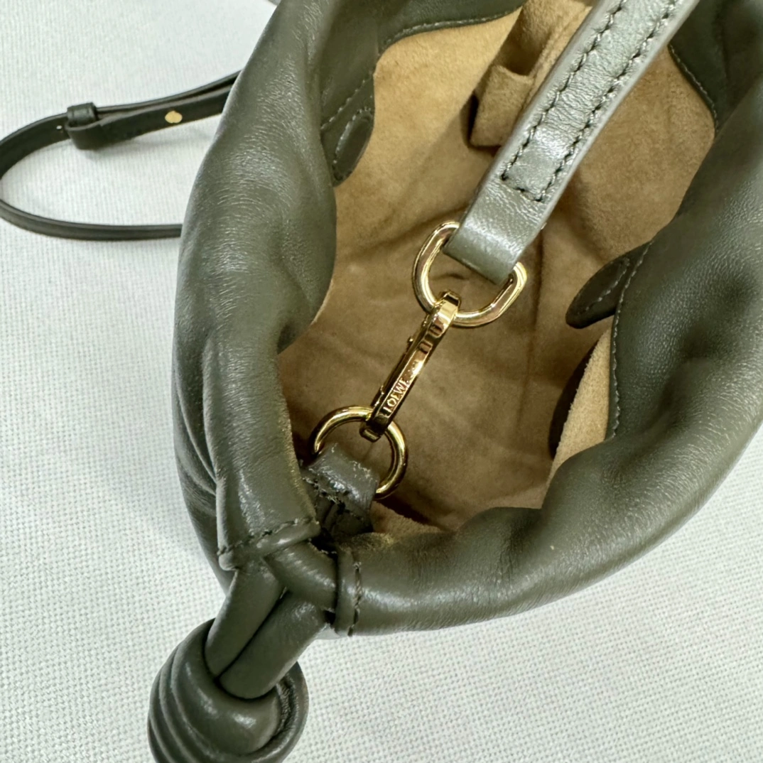 HighPerformance Loewe Flamenco Bags 72147