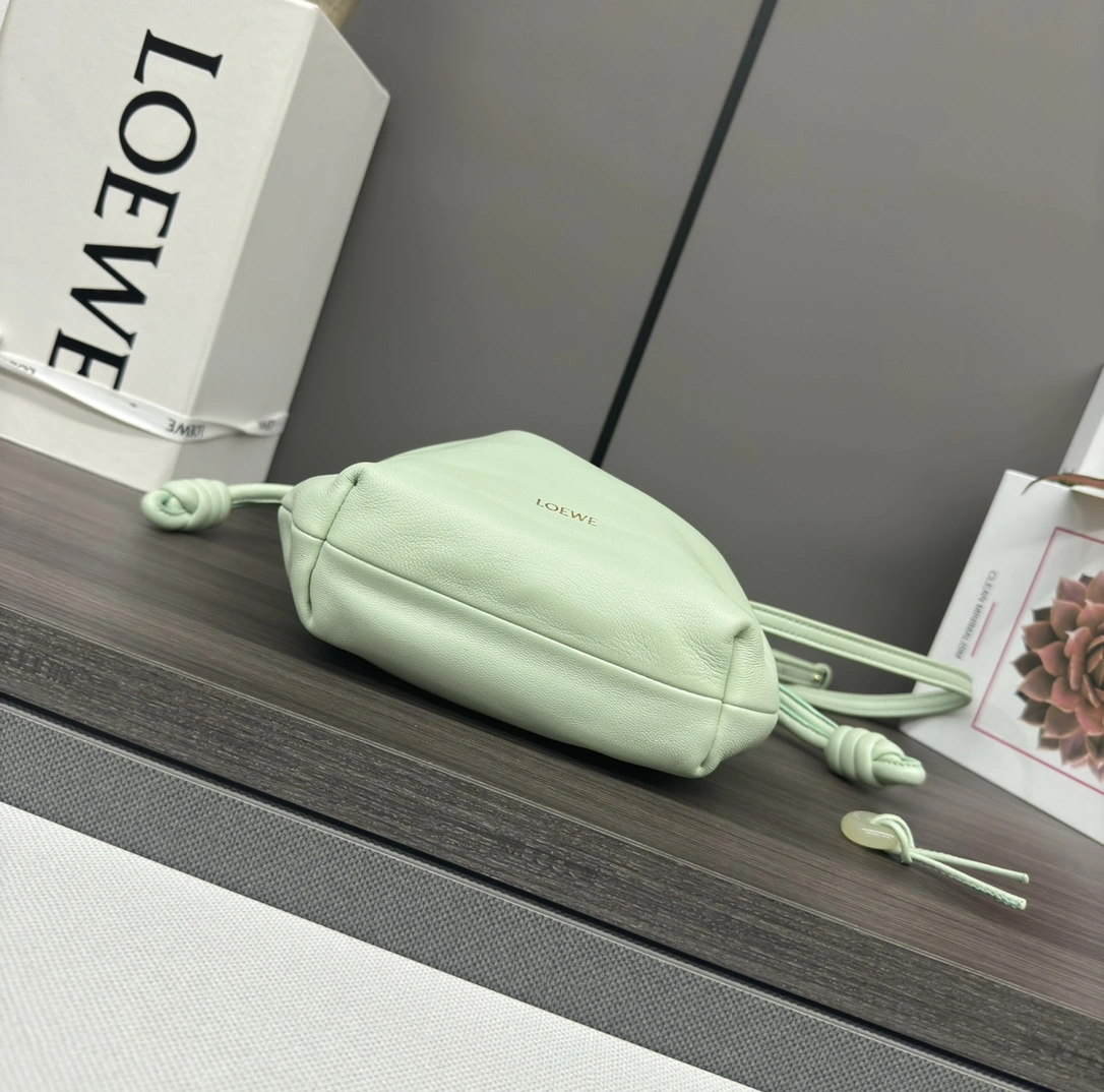 Loewe Flamenco Bags Contemporary 72168