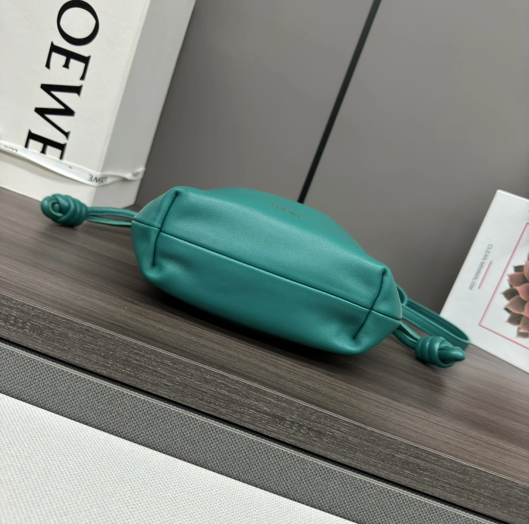FreshLook Loewe Flamenco Bags 72157