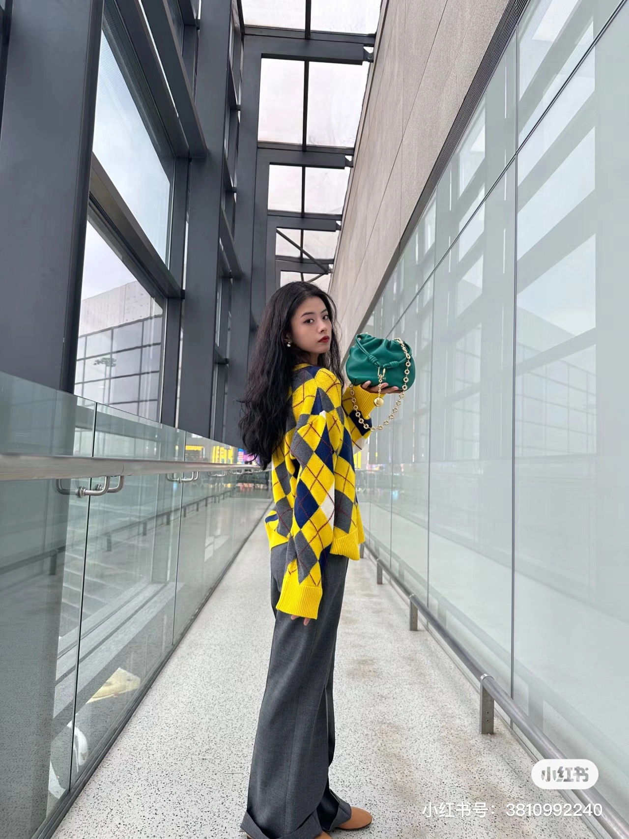 FreshLook Loewe Flamenco Bags 72157