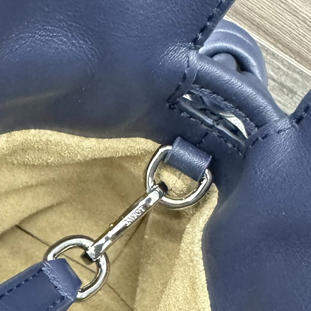 Loewe Flamenco Bags WrinkleFree 67240