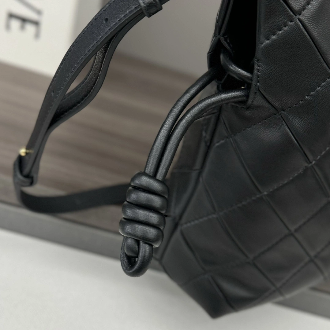 Breathable Loewe Flamenco Bags 67231