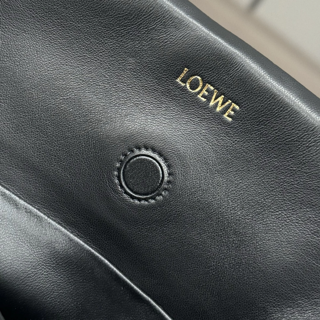 Breathable Loewe Flamenco Bags 67231