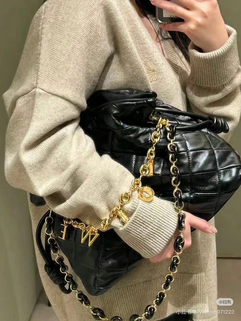 Breathable Loewe Flamenco Bags 67231