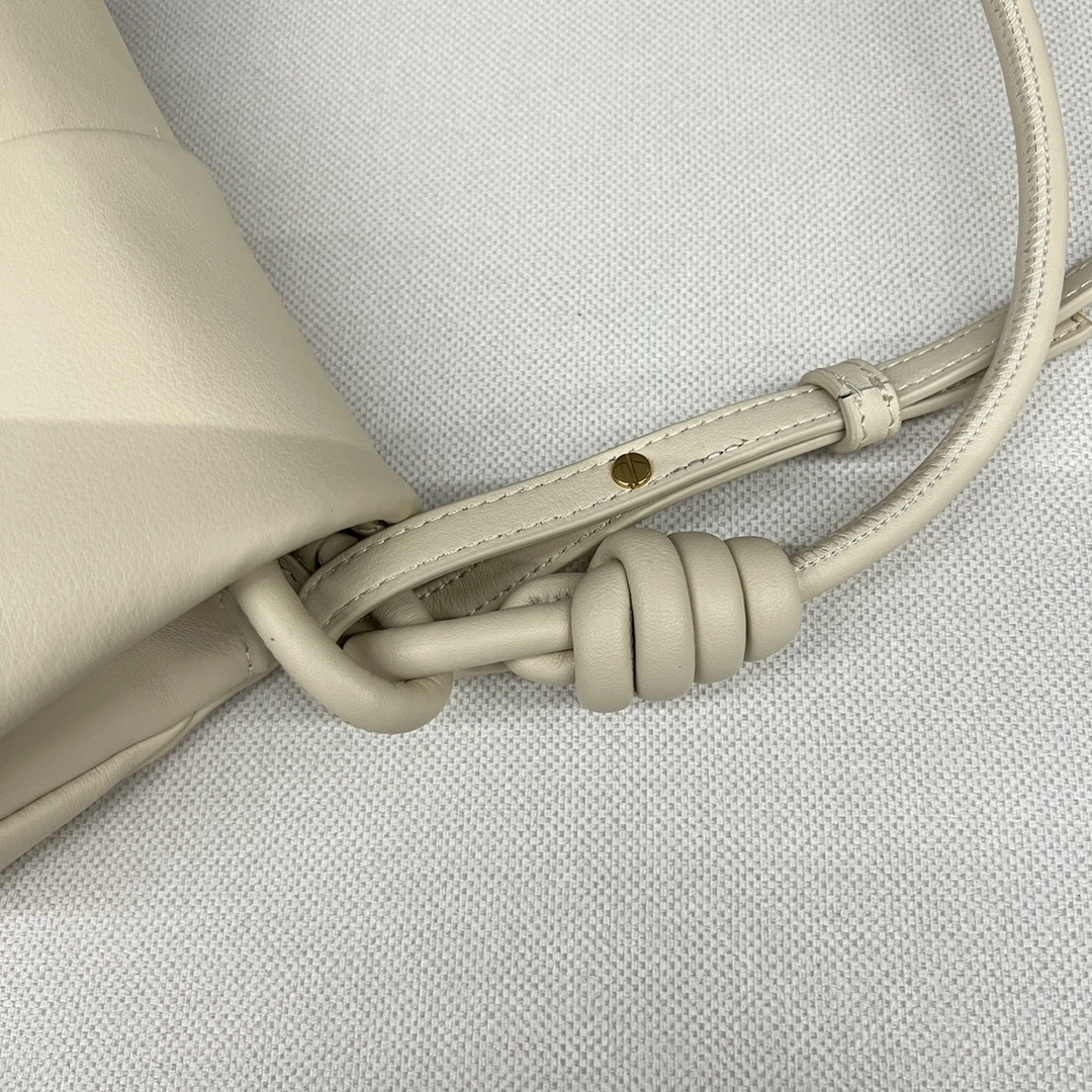 Youthful Loewe Flamenco Bags 67227